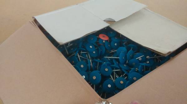 1 34 inch Plastic Cap Roofing Nails