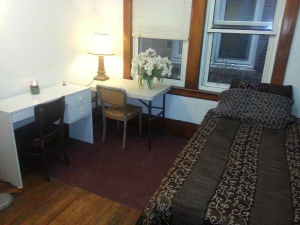 2 bedrooms apartment (Little Italy)