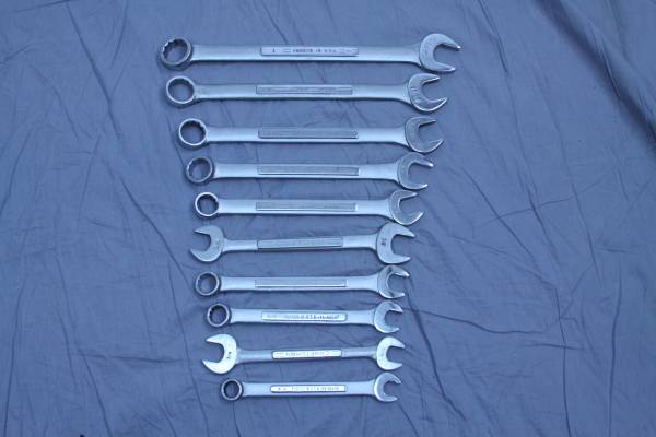 10 Piece Craftsman Combination wrench set