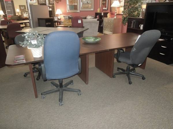 10ft Mahogany Conference Table