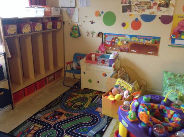 HOME DAY CARE 175 A Week  ( STERLING, VA )