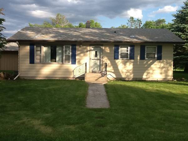 500  Looking for a roommate (West Fargo)