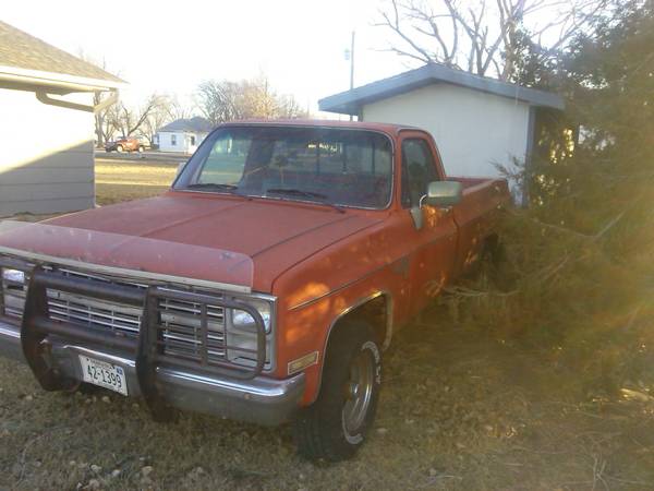 1500 Chevrolet 4x4 (roseland ne)