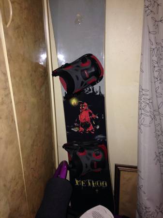 157 METHOD Snow Board With flow bindings