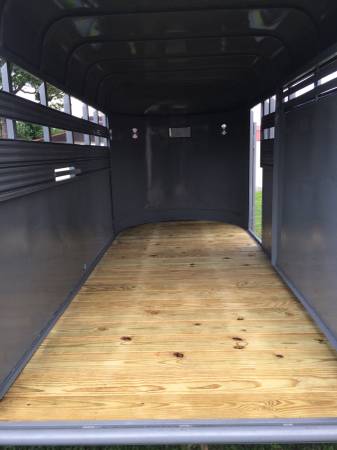 16 foot stock horse trailer