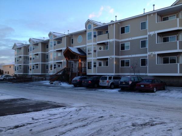 1650  South Anch 2bd secure condo elevator (south anchorage)