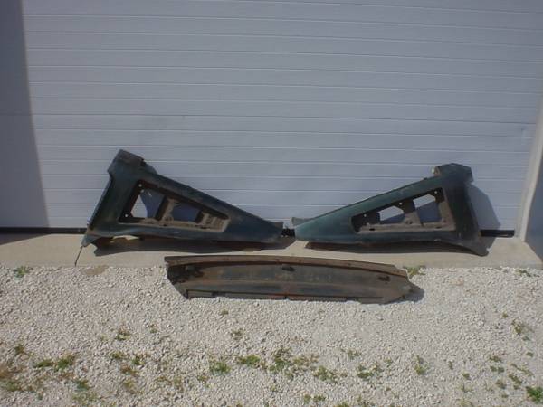 1965 mustang fastback roof vent sections (maple park)