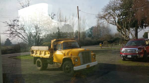 1967 ihc factory dump truck