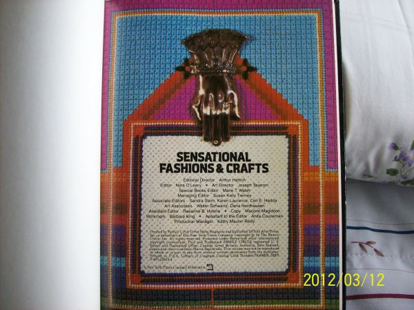 1979 CRAFTS amp FASHIONS 128 PAGES