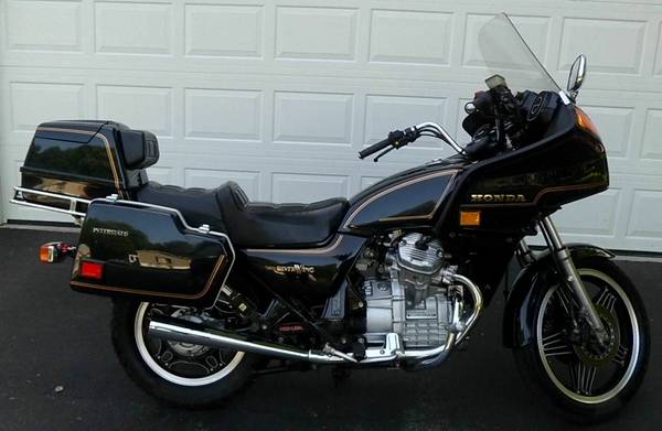 1981 GL500i Honda Silverwing motorcycle