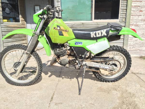 1984 Kawasaki KDX200 Single Enduro with title KDX 200