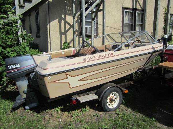 1985 Starcraft Boat