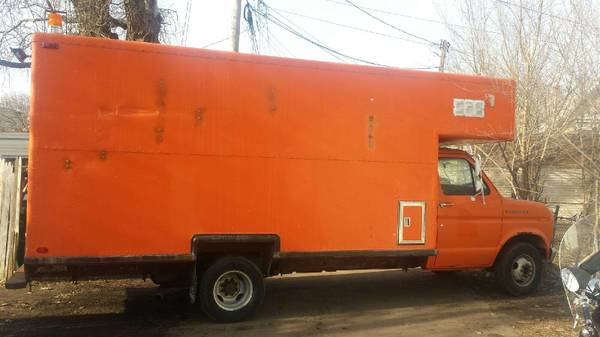 1989 Ford 350 econoline. ..need gone asap