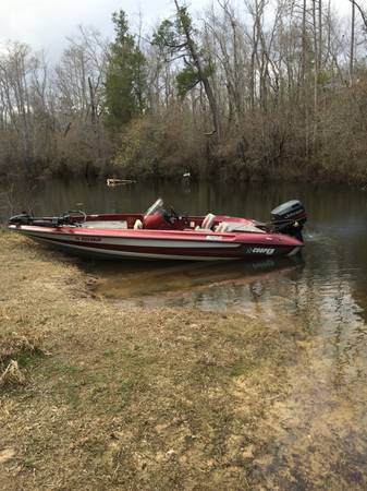 1996 stratos bass boat