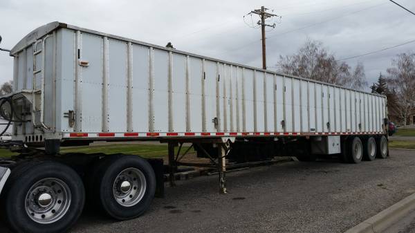 1997 50 Triple Axle Western PotatoGrain Trailer  LQQK