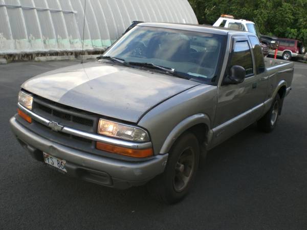 1998 Chevy S10 4 cyl auto 68K mi (FOR PARTS)