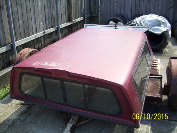 1998 DODGE DAKOTA FIBERGLASS CAMPER TOP