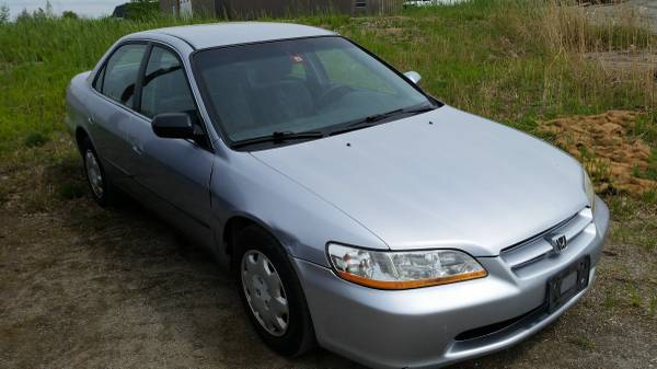 1998 Honda Accord Sedan, Automatic, 120k