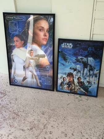 2 Framed Collectible Star Wars Movie Pictures