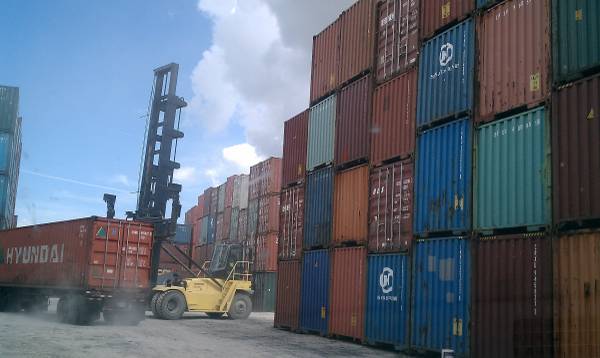 20 and 40 conex shipping cargo container