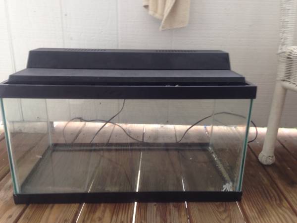 20 or 30 gallon fish tank and stuff (Manchester)