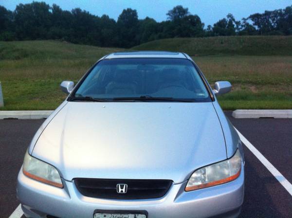 2000 Honda Accord EX Coupe 2D