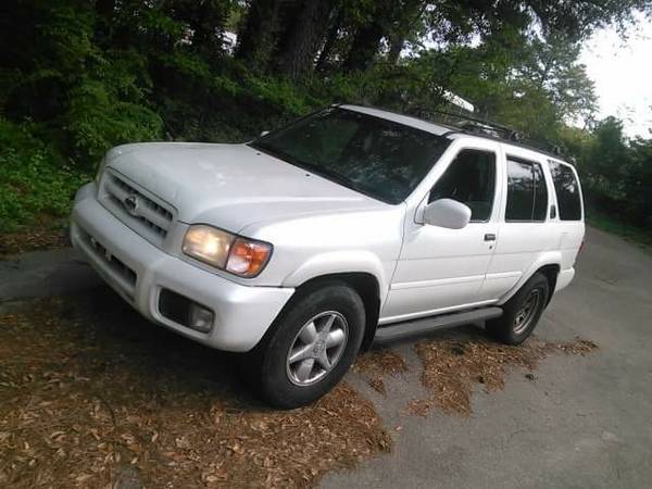 2000 Nissan  Pathfinder (Columbia)