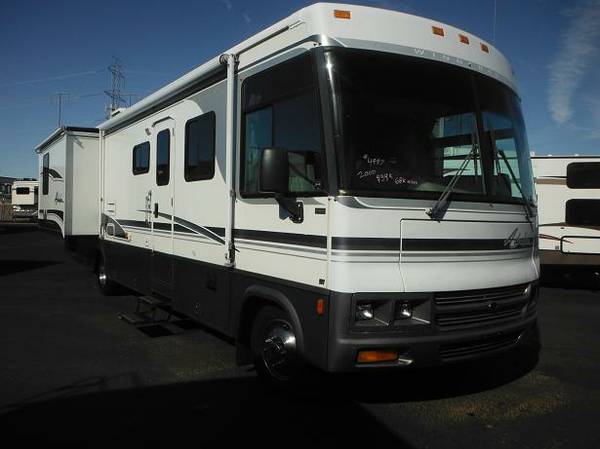 2000 Winnebago Adventurer 35U Class A Motorhome