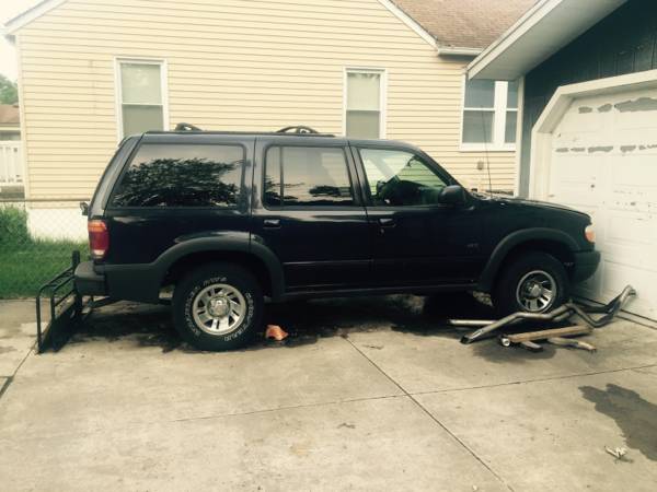 2001 Ford Explorer