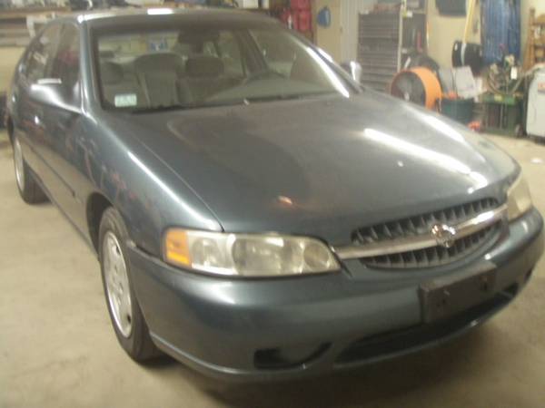 2001 NISSAN ALTIMA GXE