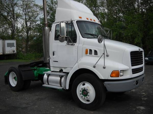 2001 sterling SINGLE AXLE AIR RIDE