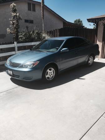 2002 TOYOTA CAMRY LE MUST SELL