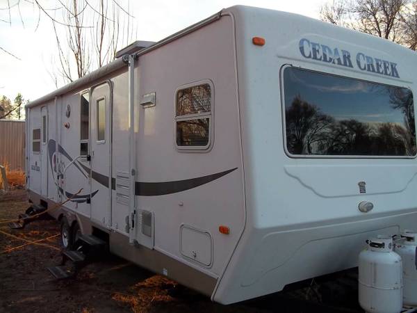 2003 Cedar Creek Pull Camping Trailer