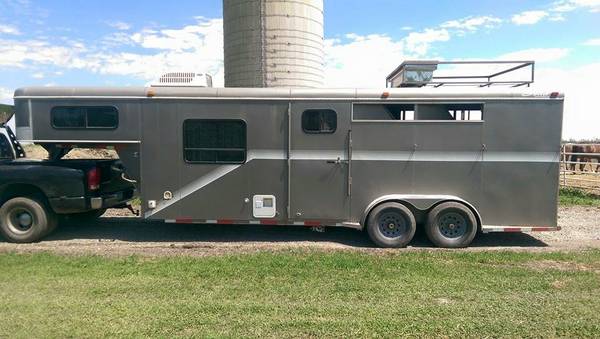 2003 Delta 3H w Living Quarters