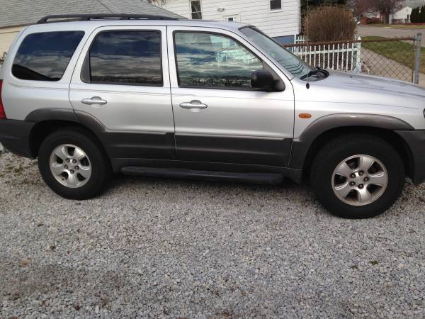 2003 Mazda Tribute ESEscape