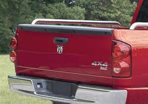 2004 Dodge Ram Tailgate must be bright Red slt 4x4