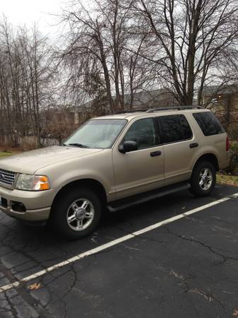 2004 Ford Explorer XLT 4x4