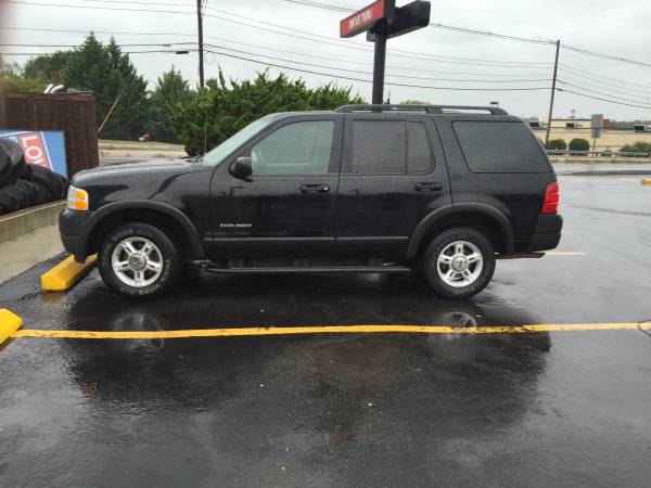 2004 Ford Explorer XLT