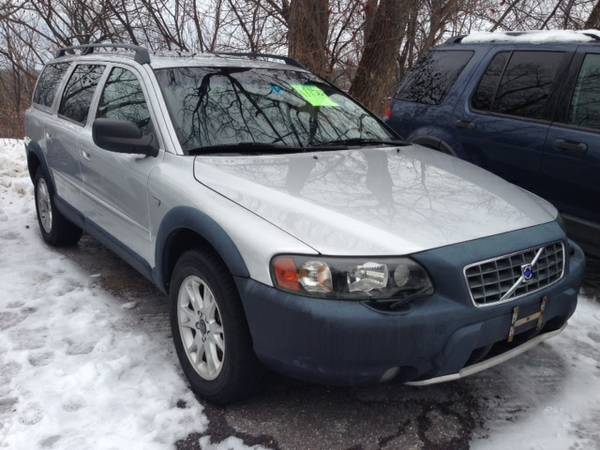 2004 VOLVO XC 70 AWD