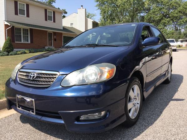 2006 Toyota Corolla S (fast, Alloy, Moonroof and more)