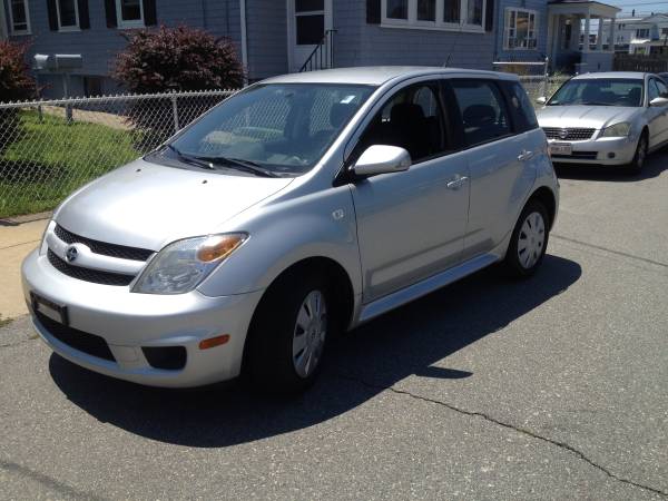 2006 Toyota Scion XA