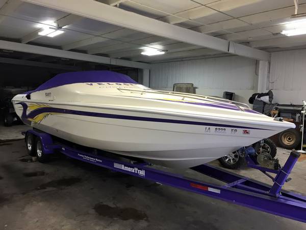 2006 Velocity 290 SC 496 MAG HO w425 HP, w Bravo drive