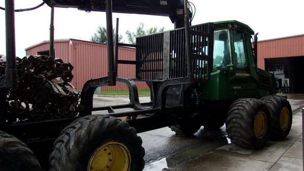 2007 JD 8WD 1410D Forwarder