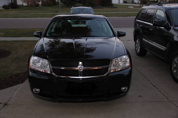 2009 Dodge Avenger (42,446 miles)