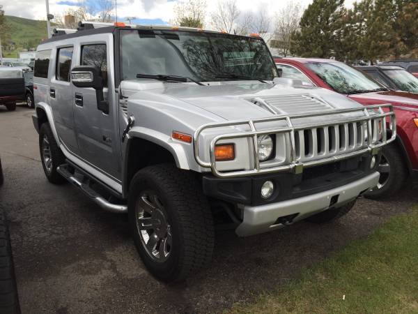 2009 Hummer H2 4WD fully loaded 3rd row seats