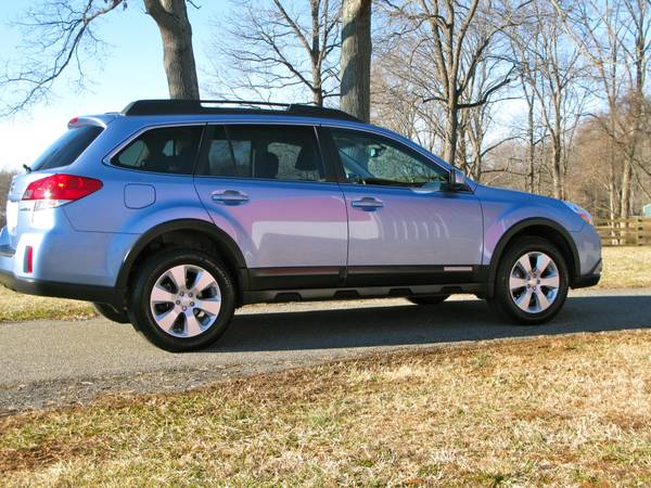 2010 Subaru Outback 2.5 Limited