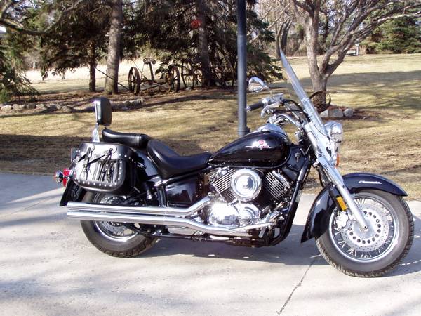 2011 1100CC YAMAHA CLASSIC only 7400