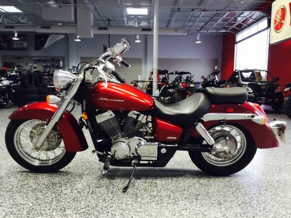 2011 Honda Shadow in Candy Apple Red