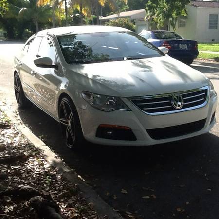 2011 VW CC...56,200 Miles, LEATHER, CLEAN TITLE