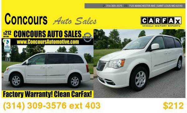 2012 Chrysler Town and Country Touring 4dr Mini Van